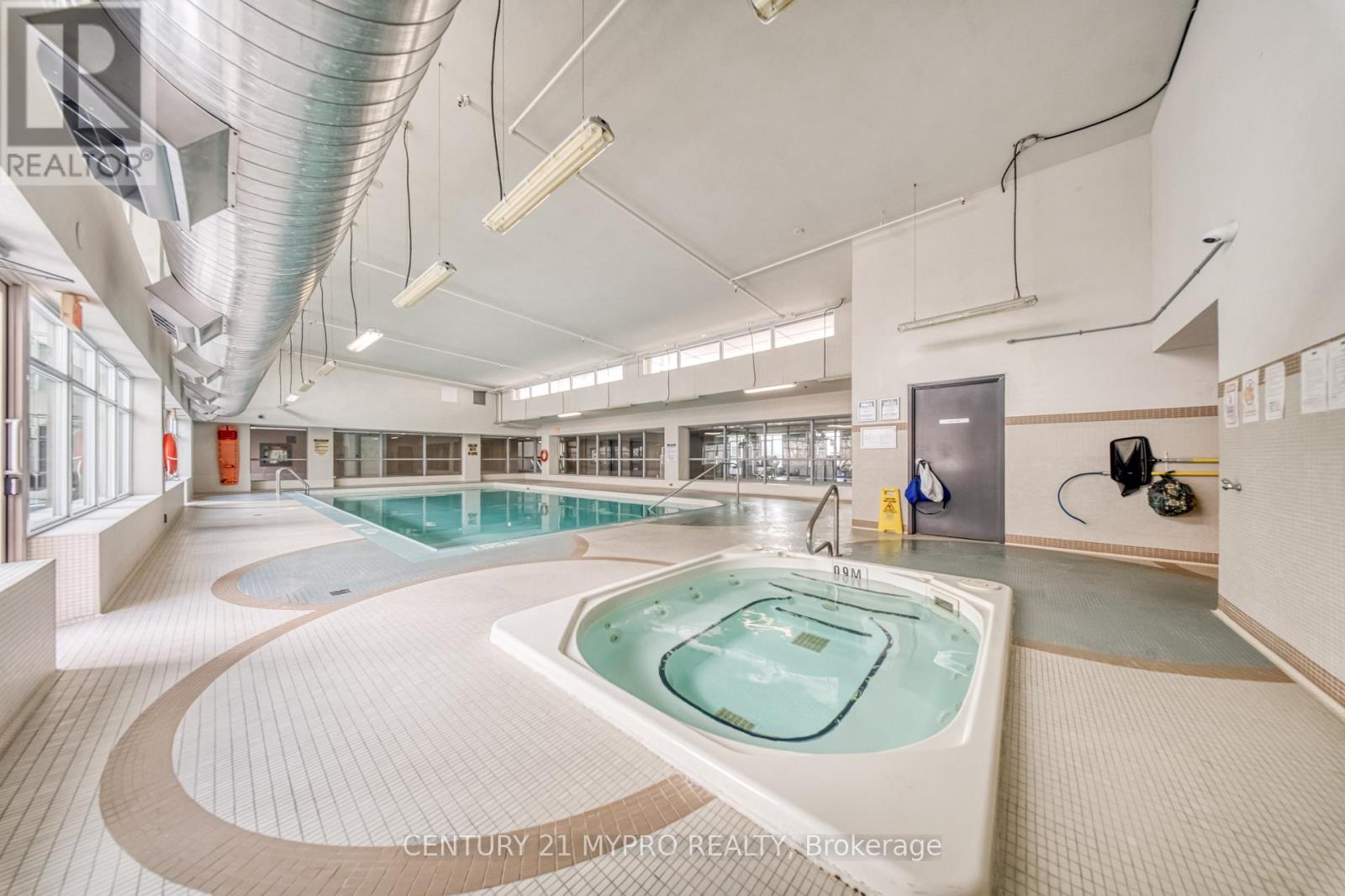 17 Town Centre Court, Toronto, Ontario  M1P 0B3 - Photo 32 - E12834834