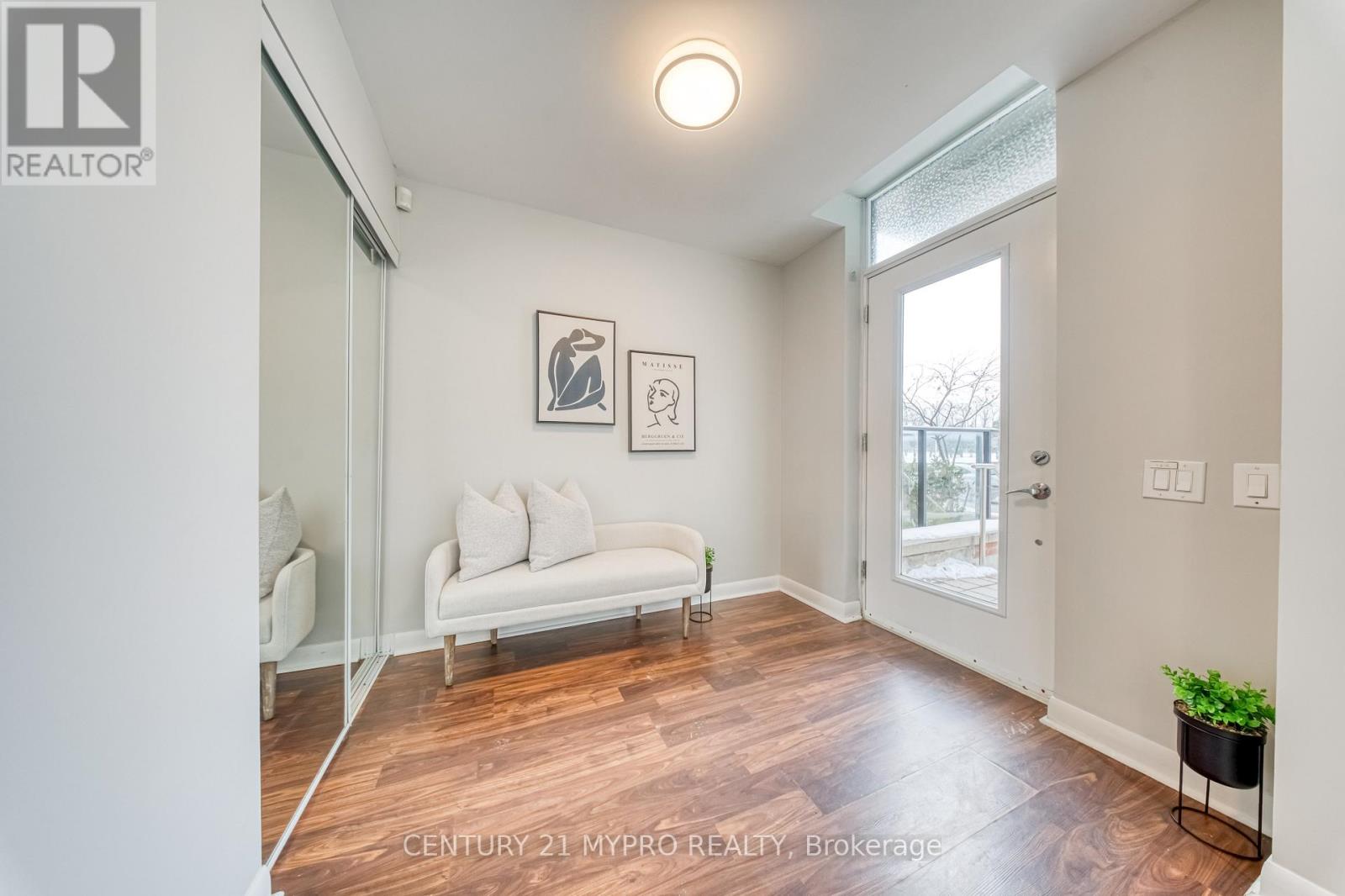 17 Town Centre Court, Toronto, Ontario  M1P 0B3 - Photo 4 - E12834834