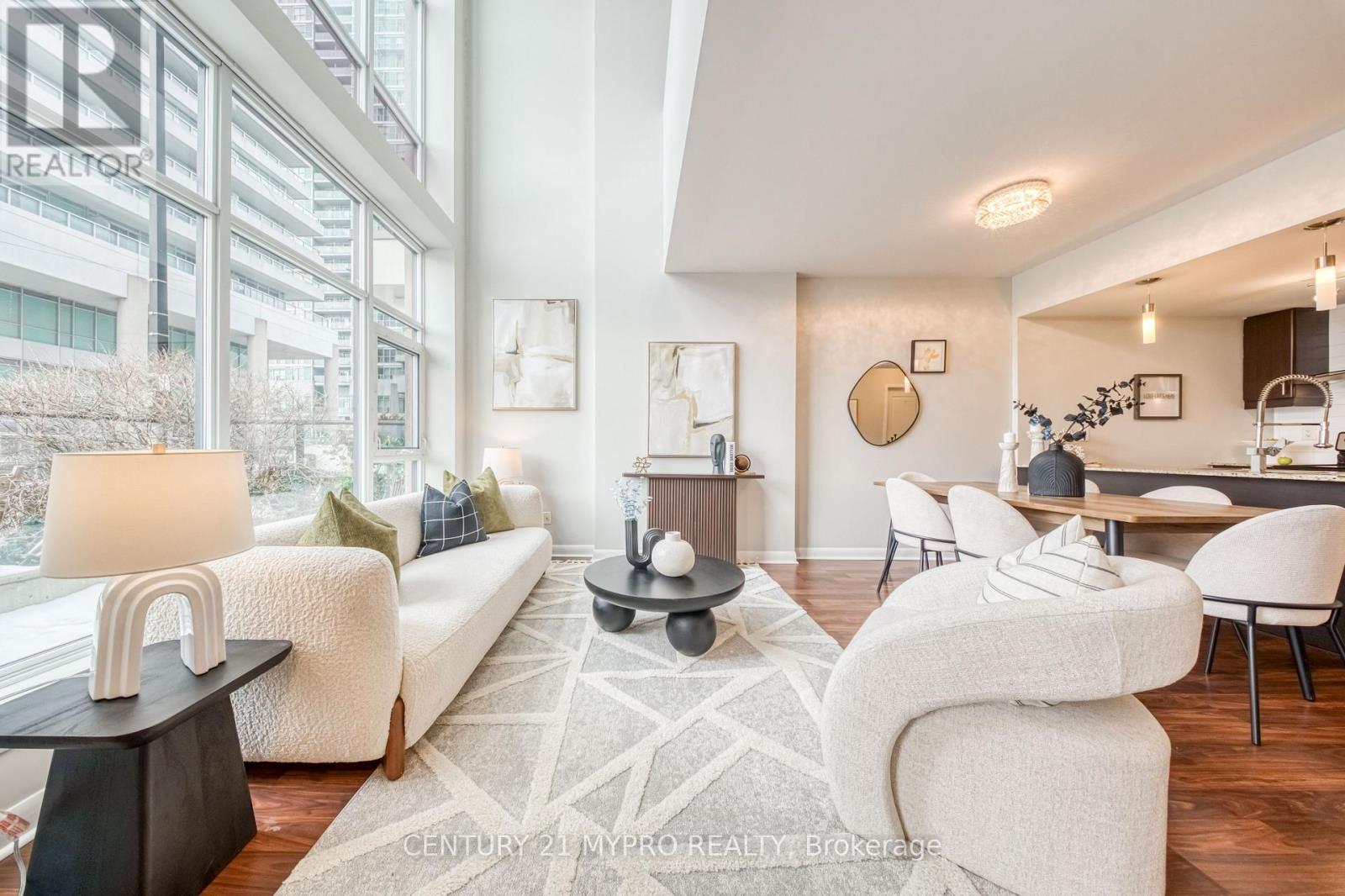 17 Town Centre Court, Toronto, Ontario  M1P 0B3 - Photo 5 - E12834834