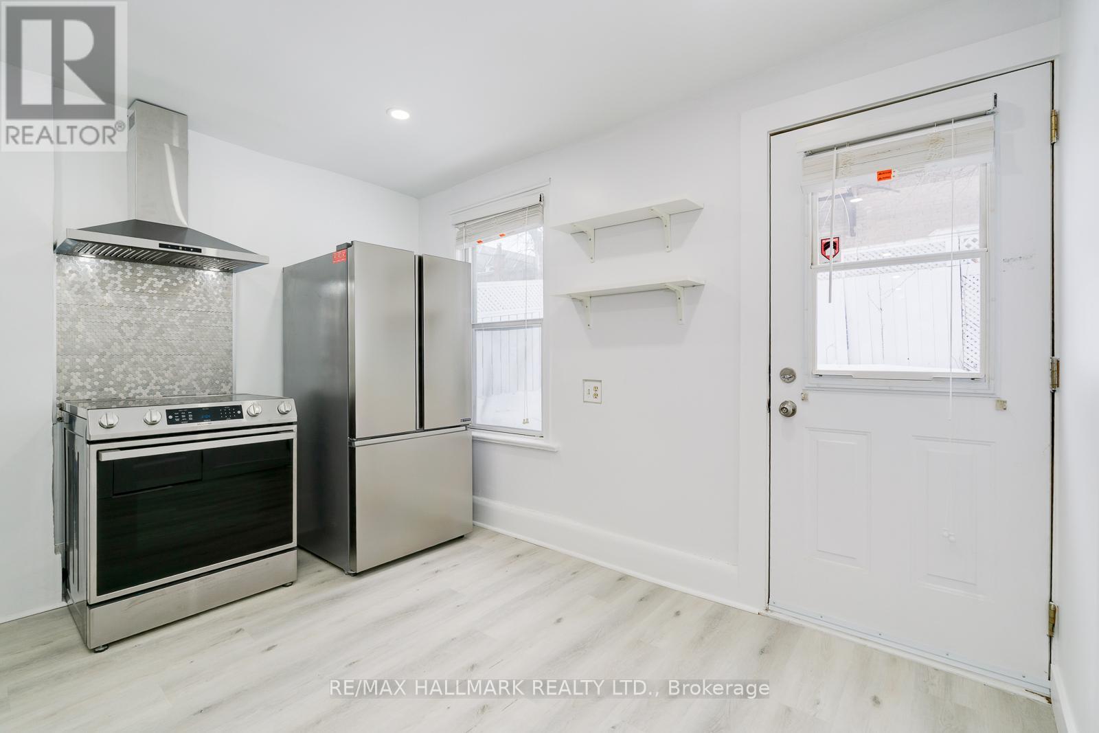 106 Willow Avenue, Toronto, Ontario  M4E 3K3 - Photo 13 - E12834846