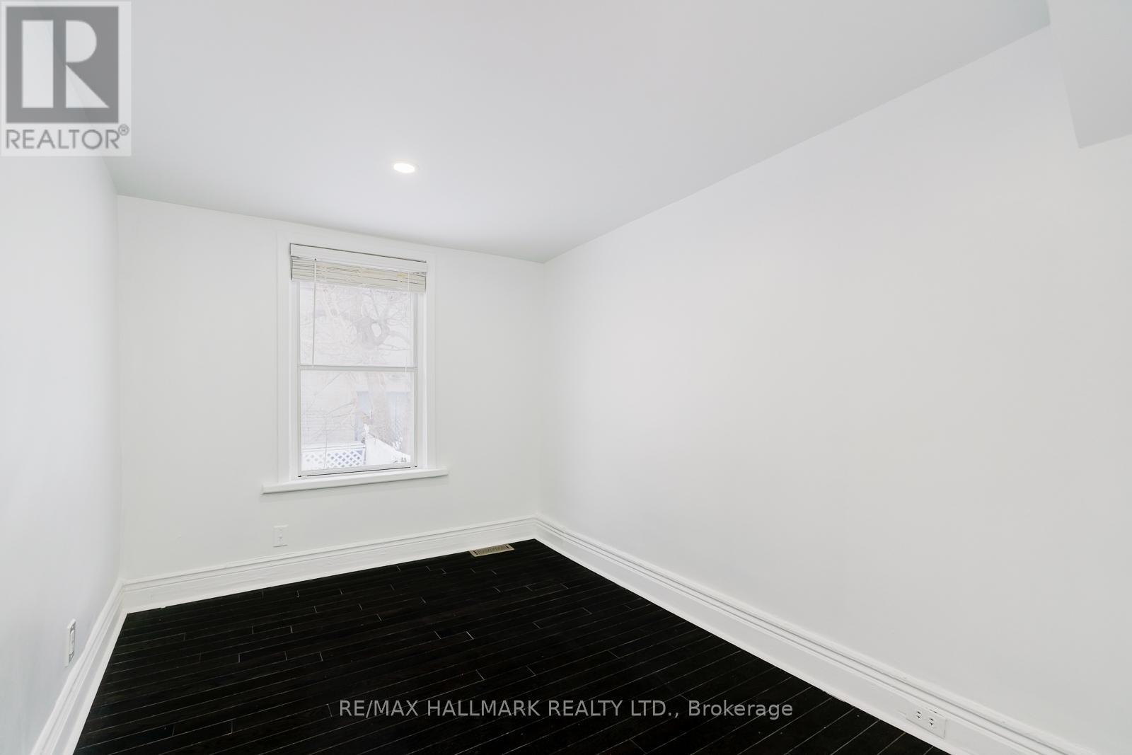 106 Willow Avenue, Toronto, Ontario  M4E 3K3 - Photo 26 - E12834846