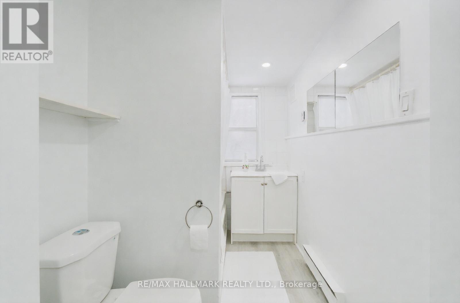 106 Willow Avenue, Toronto, Ontario  M4E 3K3 - Photo 28 - E12834846