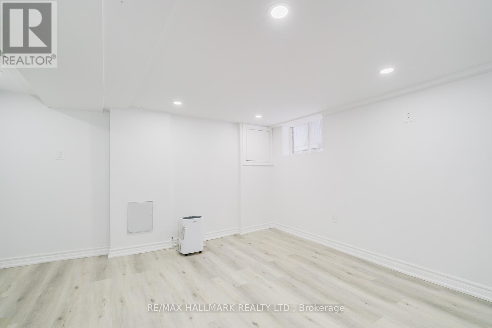 106 Willow Avenue, Toronto, Ontario  M4E 3K3 - Photo 32 - E12834848