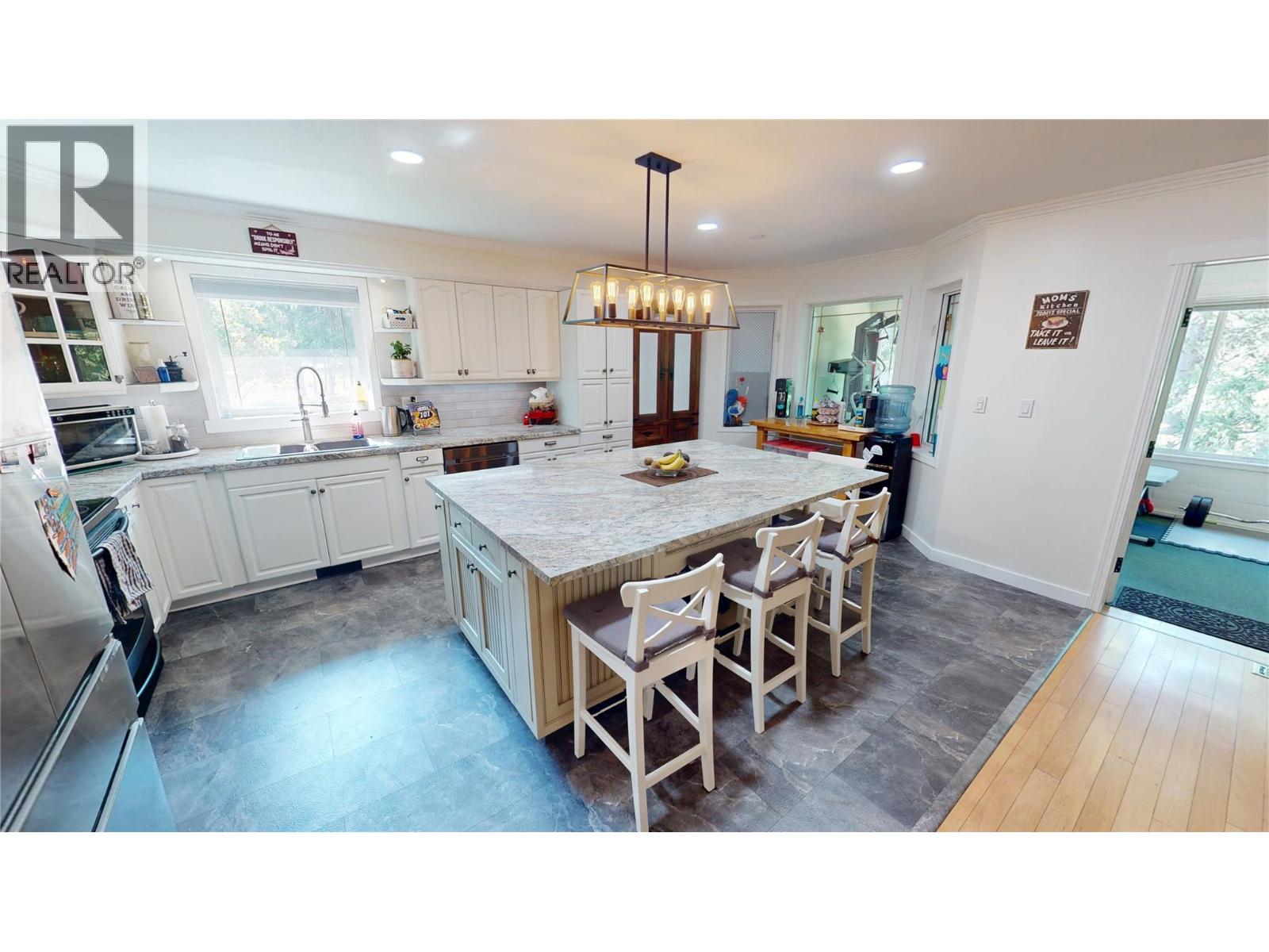 1857 Harris Road, Cranbrook, British Columbia  V1C 6V3 - Photo 7 - 10377600