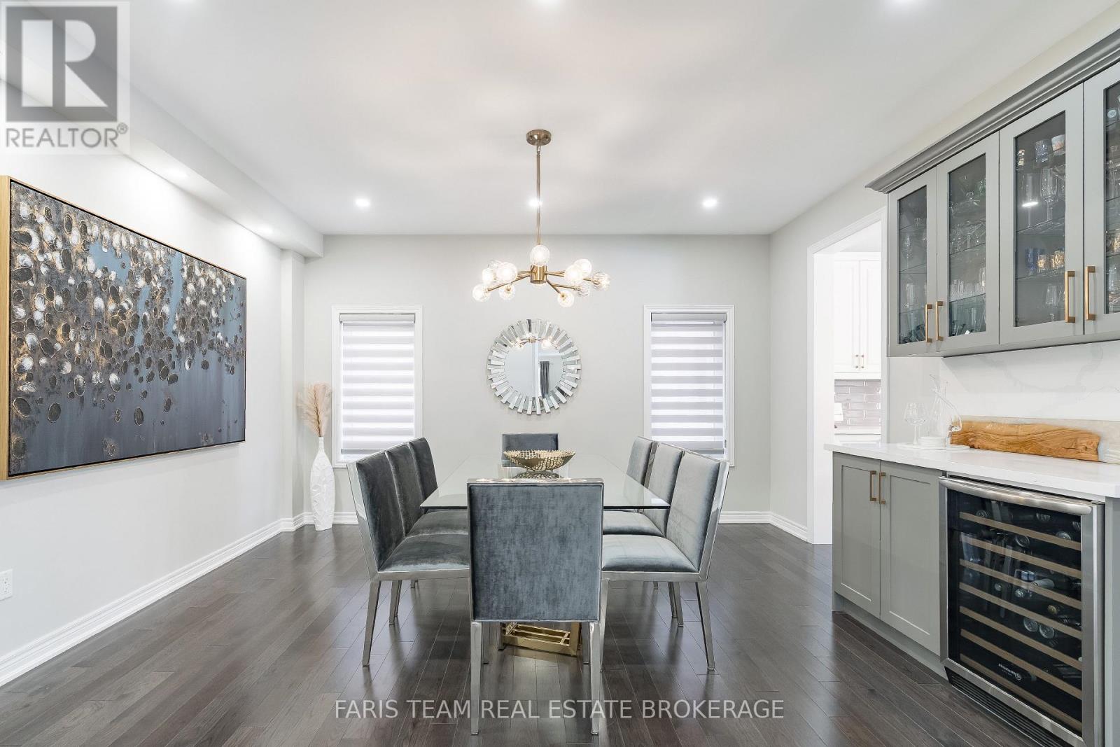 944 Larter Street, Innisfil, Ontario  L9S 0N4 - Photo 11 - N12834682