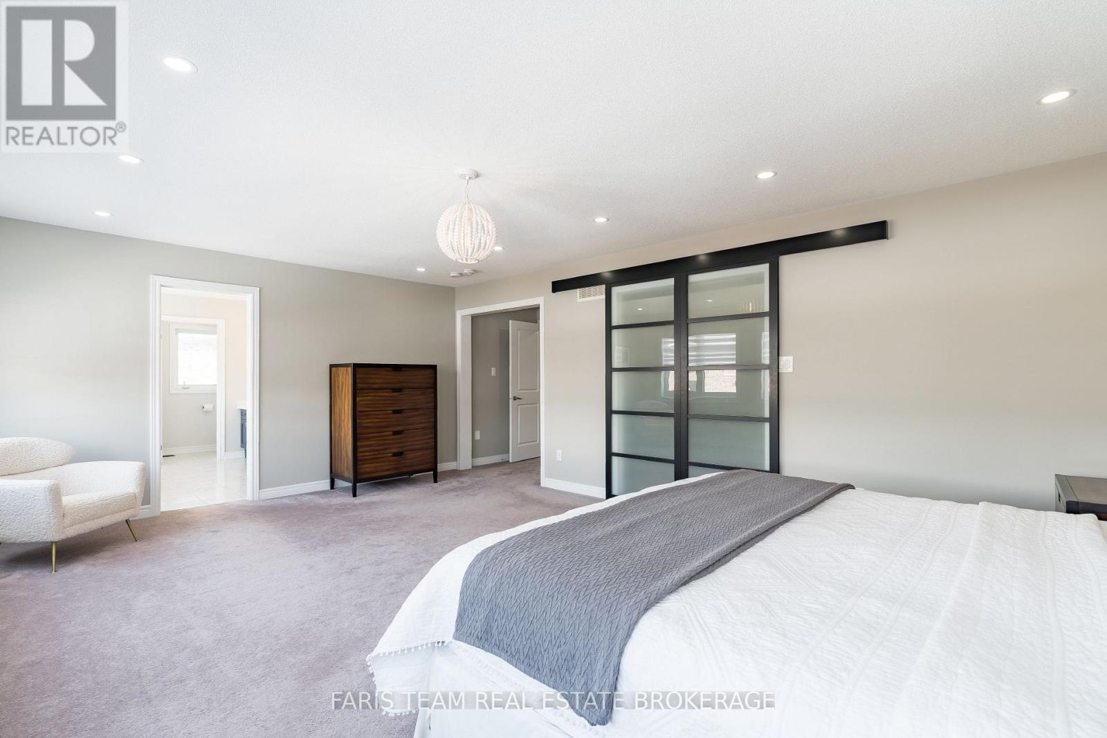 944 Larter Street, Innisfil, Ontario  L9S 0N4 - Photo 23 - N12834682