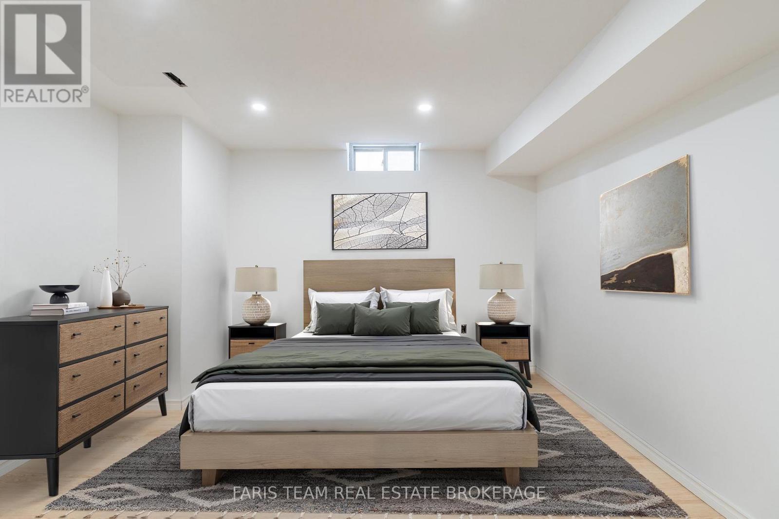 944 Larter Street, Innisfil, Ontario  L9S 0N4 - Photo 36 - N12834682