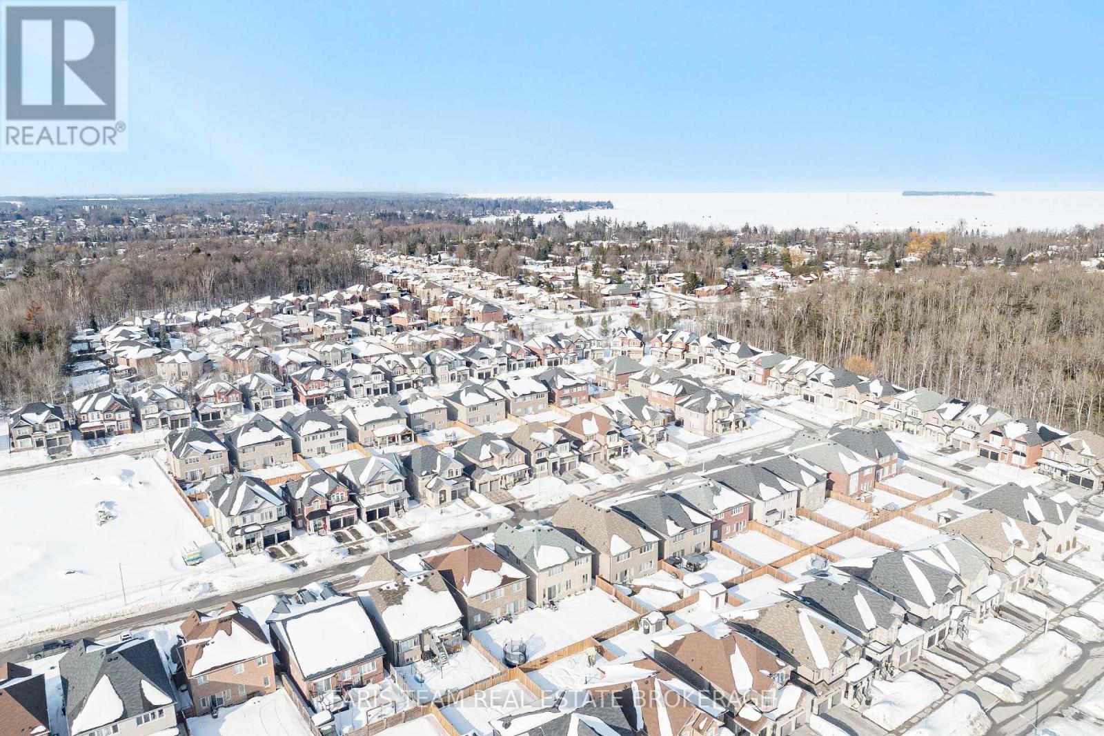 944 Larter Street, Innisfil, Ontario  L9S 0N4 - Photo 44 - N12834682