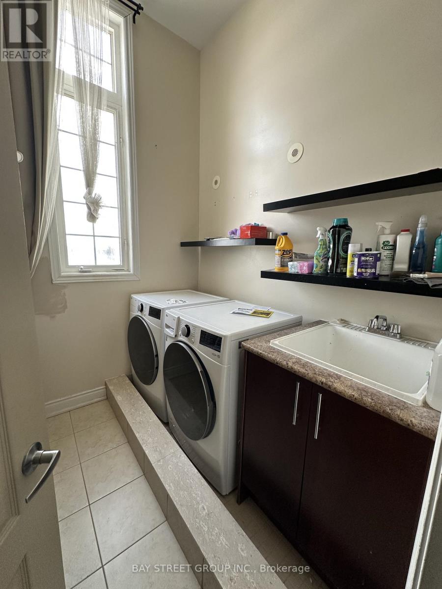 97 Zokol Drive, Aurora, Ontario  L4G 0B9 - Photo 25 - N12834702