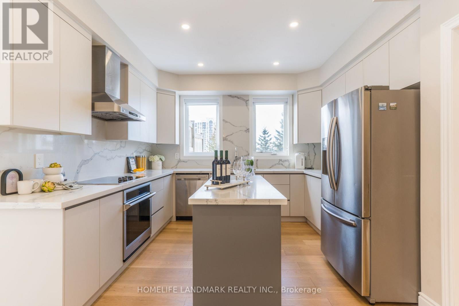 63 Sunburst Crescent, Markham, Ontario  L6E 1R3 - Photo 12 - N12834712