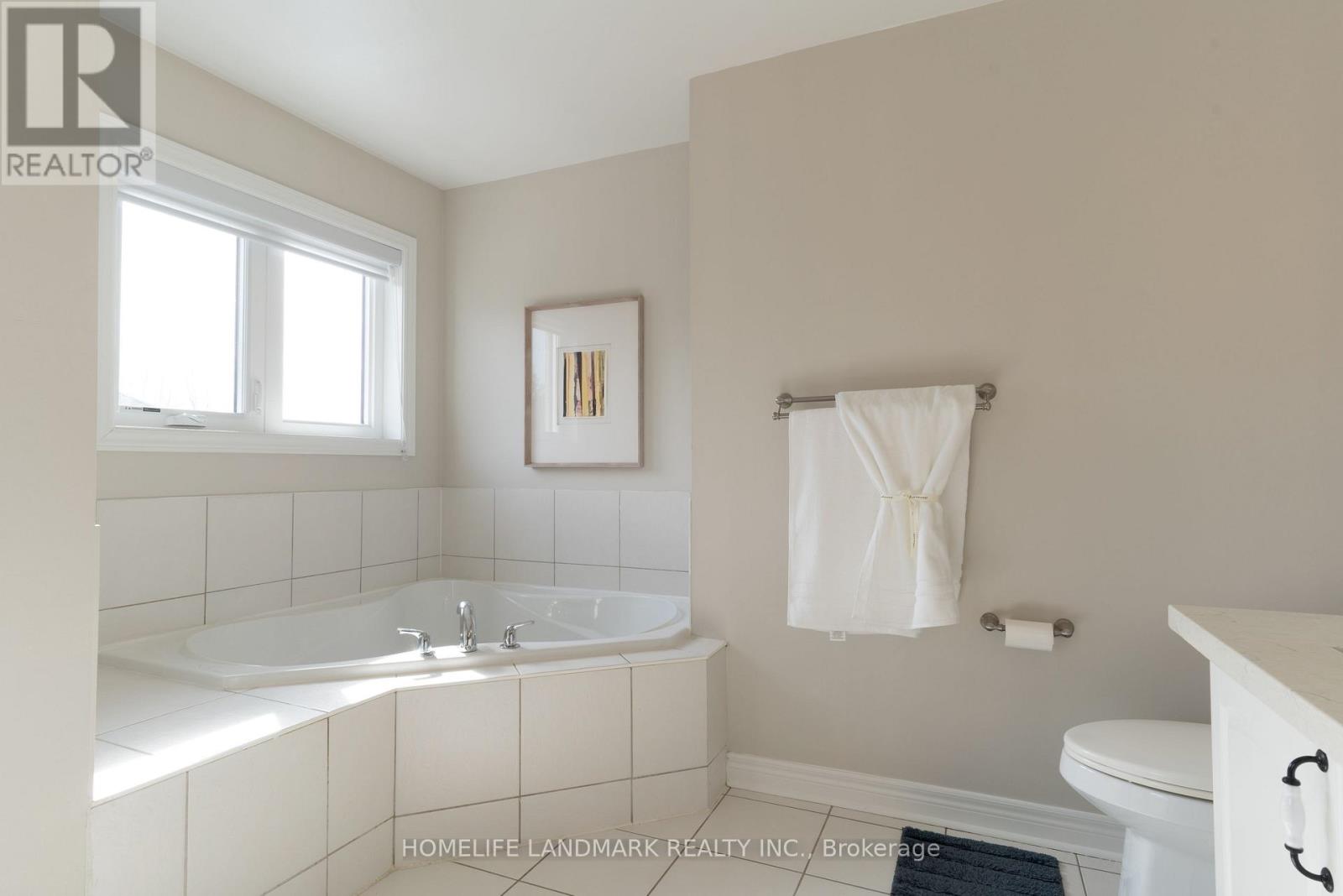 63 Sunburst Crescent, Markham, Ontario  L6E 1R3 - Photo 24 - N12834712