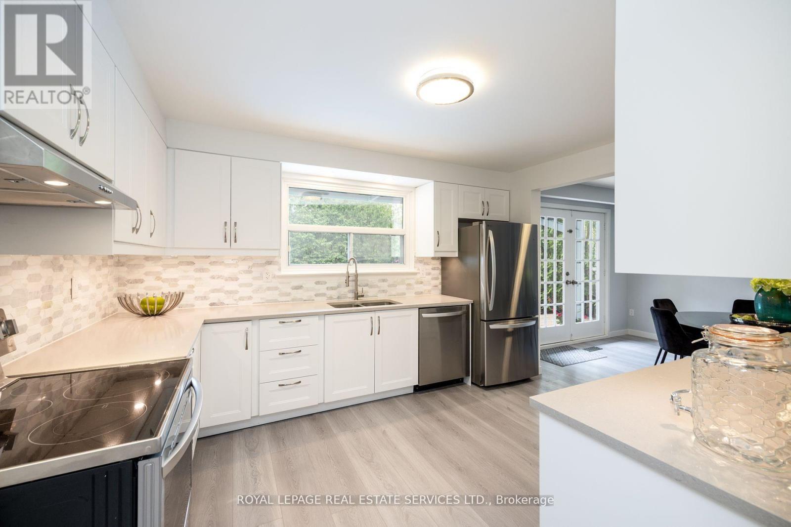 198 Romfield Circuit, Markham, Ontario  L3T 3J1 - Photo 15 - N12834852