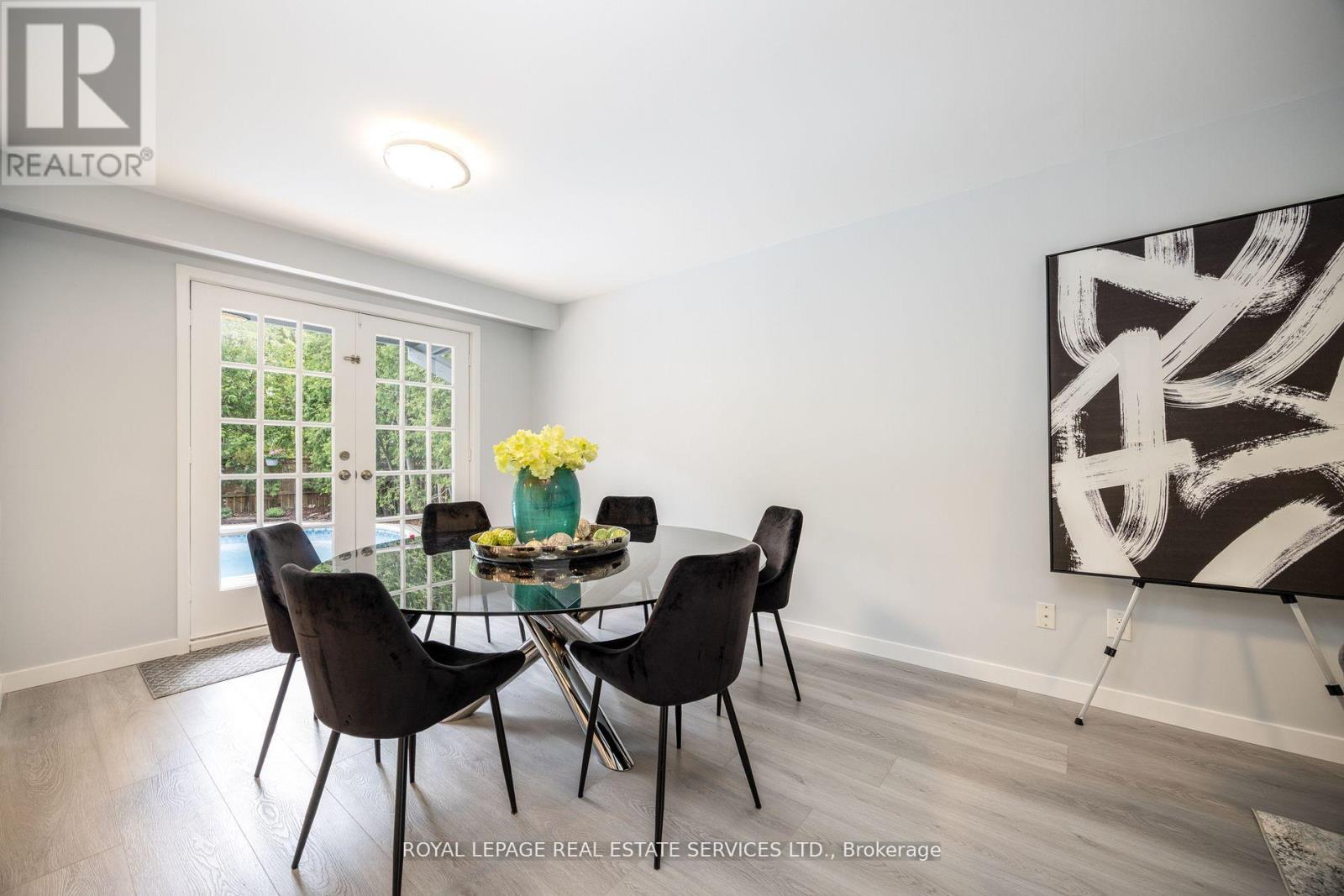 198 Romfield Circuit, Markham, Ontario  L3T 3J1 - Photo 8 - N12834852