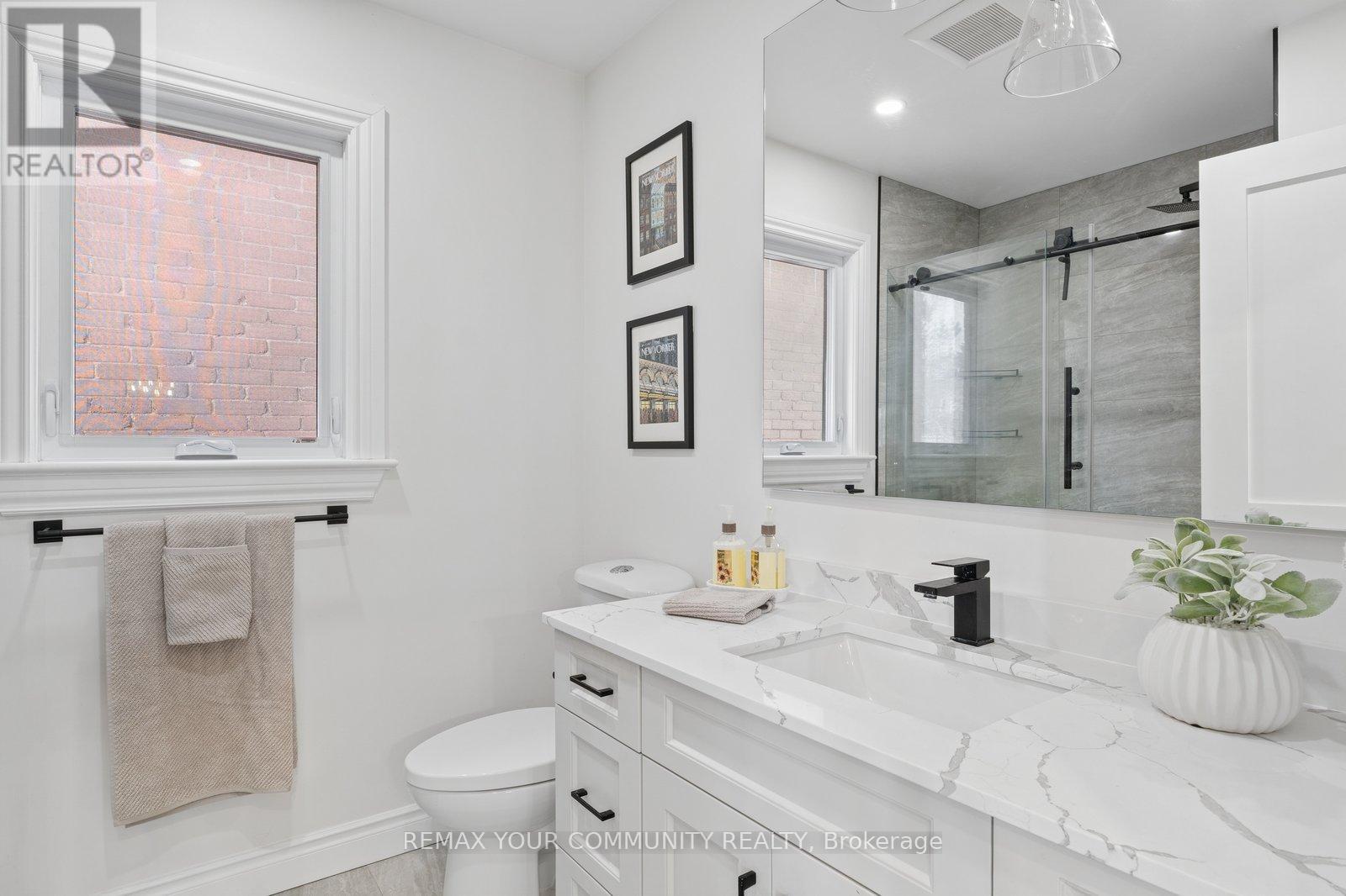 16 Autumn Way, Aurora, Ontario  L4G 4P1 - Photo 23 - N12834866