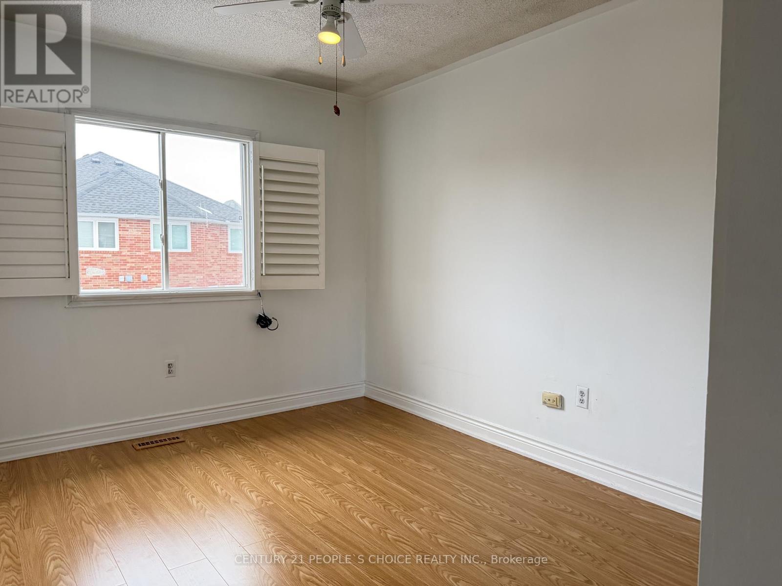 3389 Wild Cherry Lane, Mississauga, Ontario  L5N 7N7 - Photo 22 - W12833852