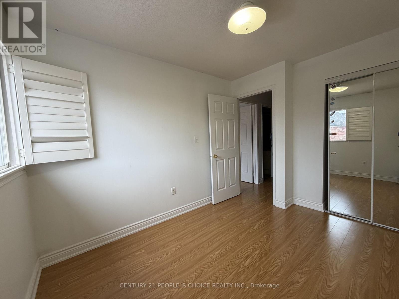 3389 Wild Cherry Lane, Mississauga, Ontario  L5N 7N7 - Photo 24 - W12833852