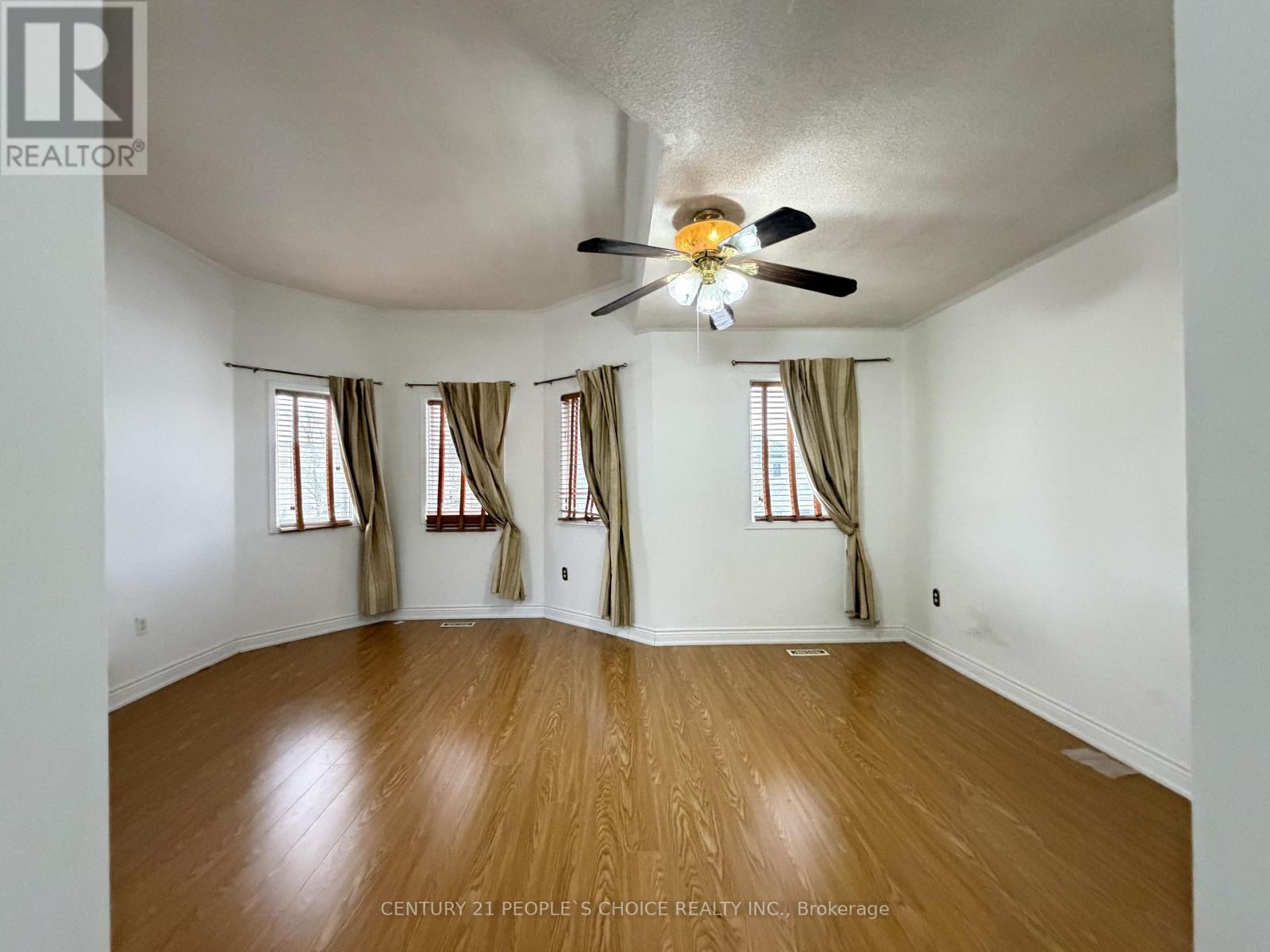 3389 Wild Cherry Lane, Mississauga, Ontario  L5N 7N7 - Photo 28 - W12833852