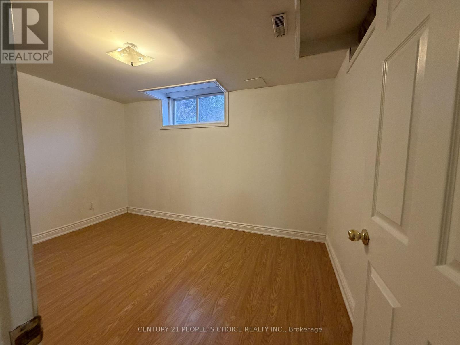 3389 Wild Cherry Lane, Mississauga, Ontario  L5N 7N7 - Photo 17 - W12833852