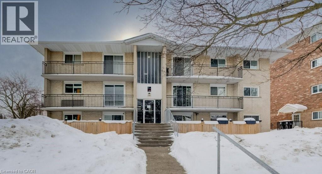 317 Erb Street W Unit# 11, Waterloo, Ontario  N2L 1W4 - Photo 2 - 40804891
