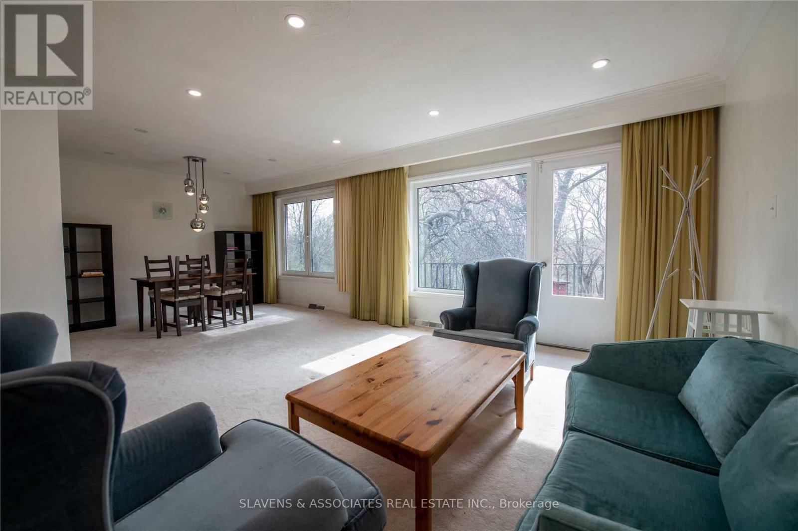 Upper - 28 Esther Lorrie Drive, Toronto, Ontario  M9W 4T8 - Photo 3 - W12834668