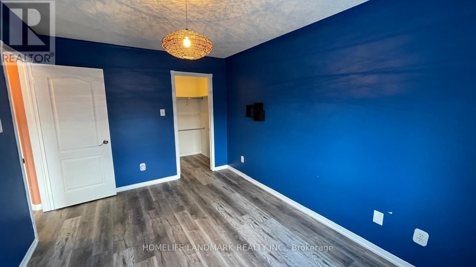 21 Monaco Court, Brampton, Ontario  L7A 1X4 - Photo 10 - W12834692