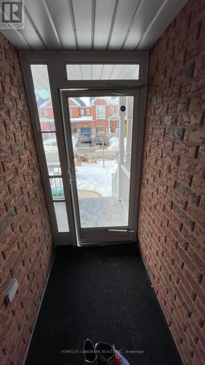 21 Monaco Court, Brampton, Ontario  L7A 1X4 - Photo 2 - W12834692