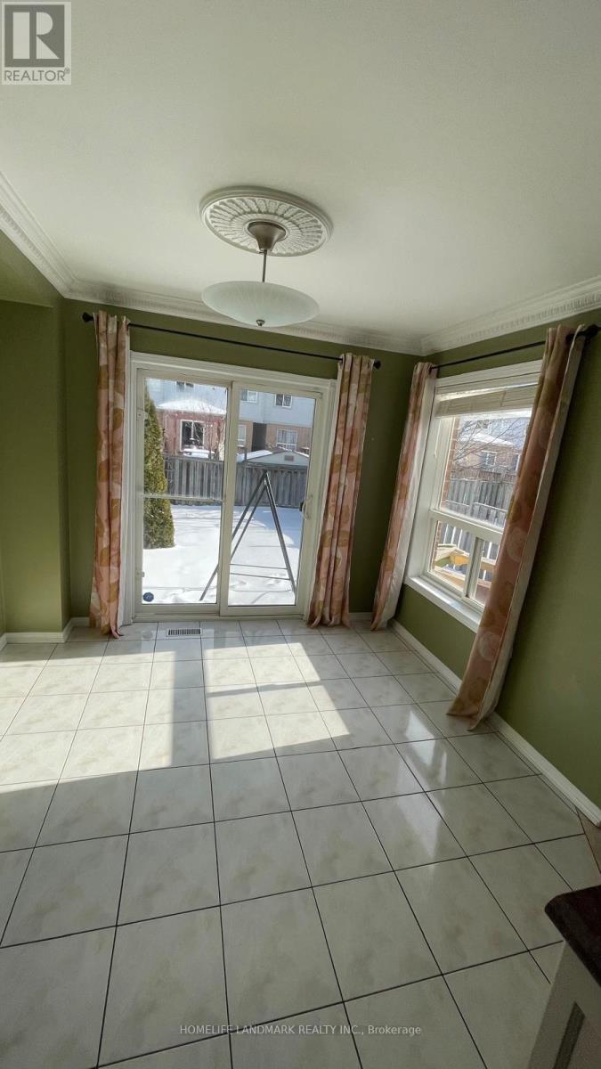 21 Monaco Court, Brampton, Ontario  L7A 1X4 - Photo 6 - W12834692