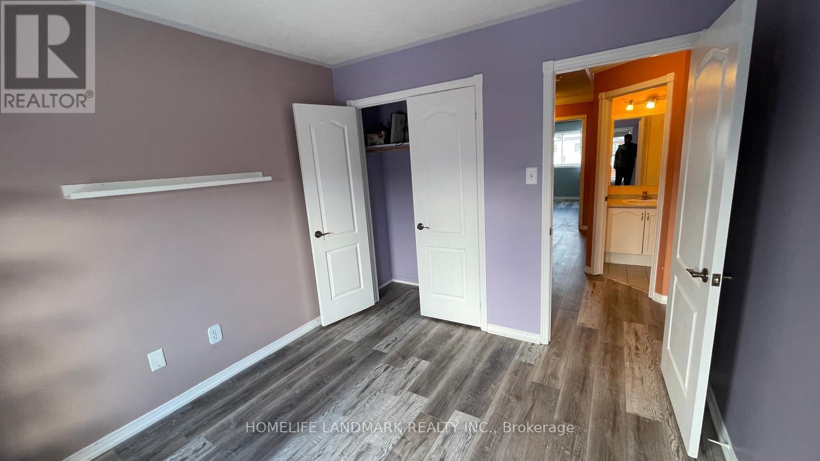 21 Monaco Court, Brampton, Ontario  L7A 1X4 - Photo 8 - W12834692