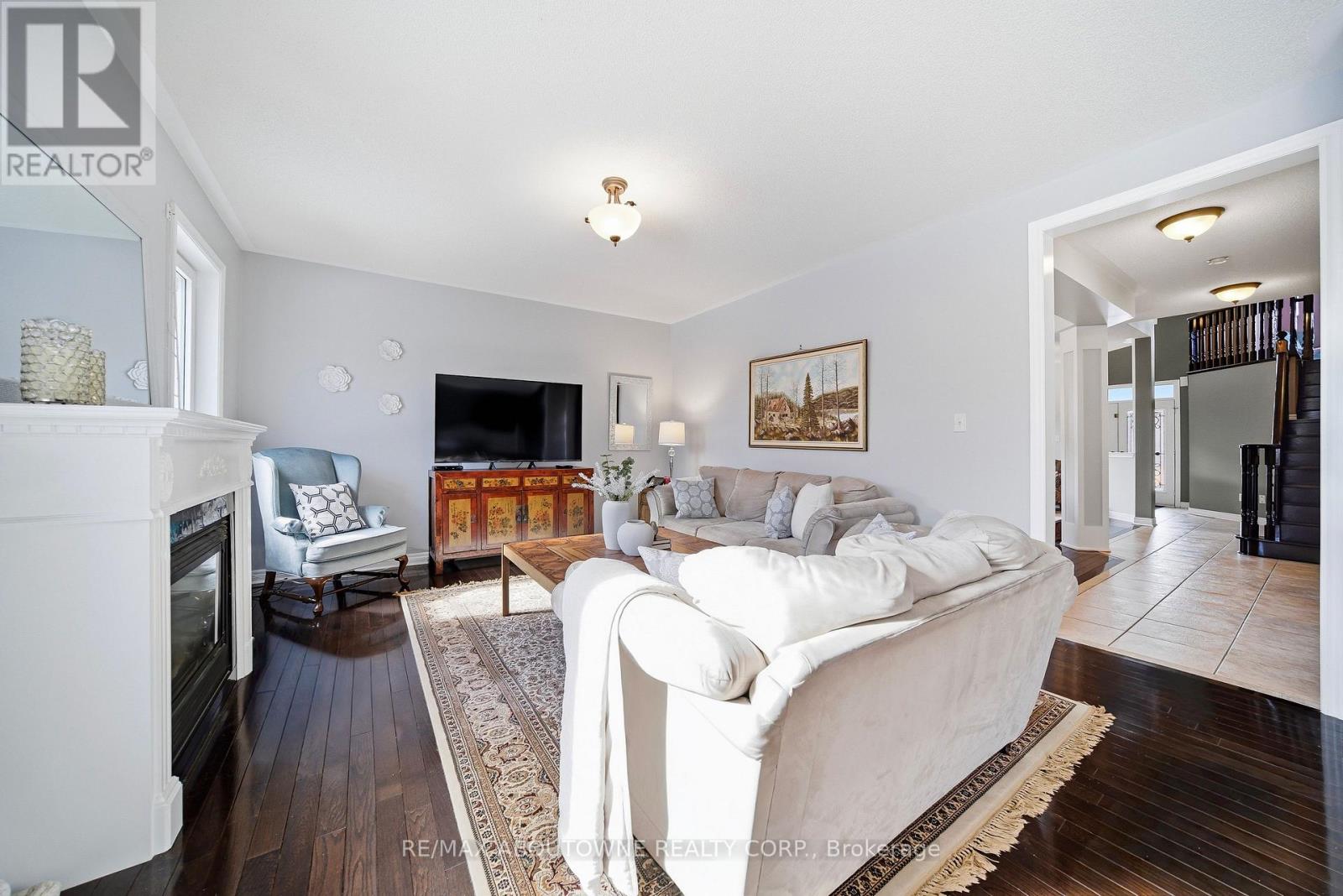 2070 Willhaven Trail, Oakville, Ontario  L6M 5G3 - Photo 15 - W12834724