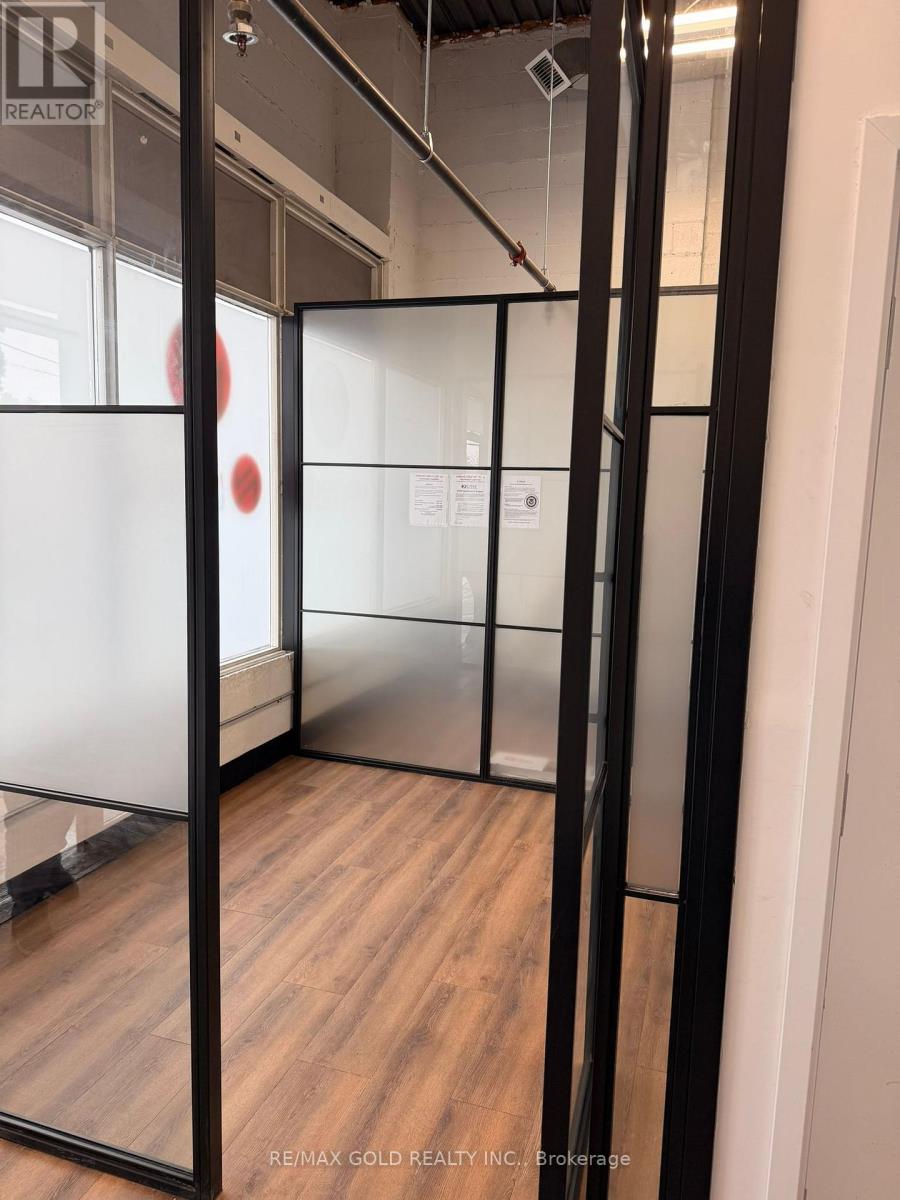 23 - 1365 Midway Boulevard, Mississauga, Ontario  L5T 2J5 - Photo 2 - W12834736