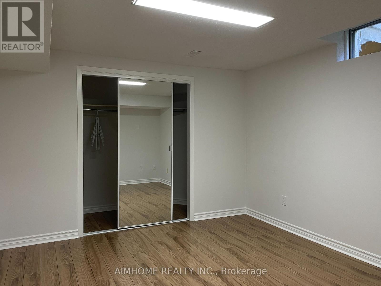 Basement - 4072 Colonial Drive, Mississauga, Ontario  L5L 4K1 - Photo 11 - W12834750