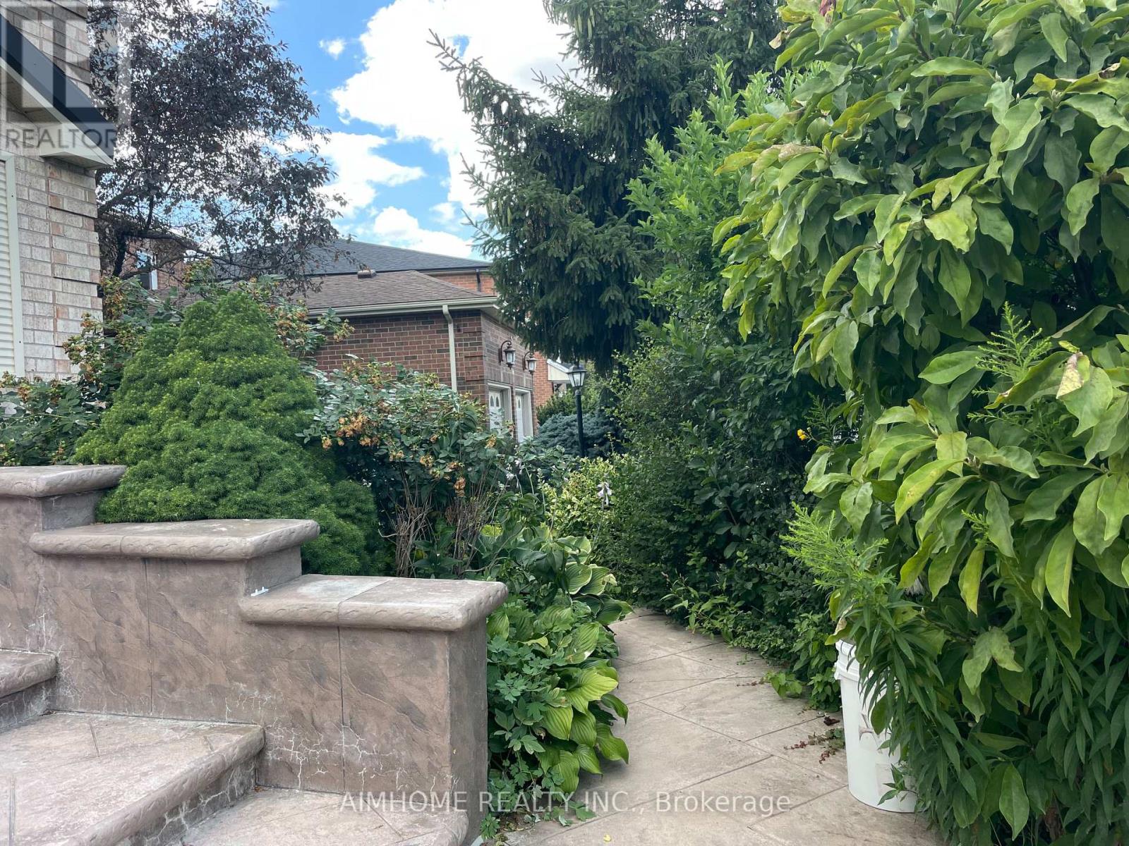 Basement - 4072 Colonial Drive, Mississauga, Ontario  L5L 4K1 - Photo 3 - W12834750