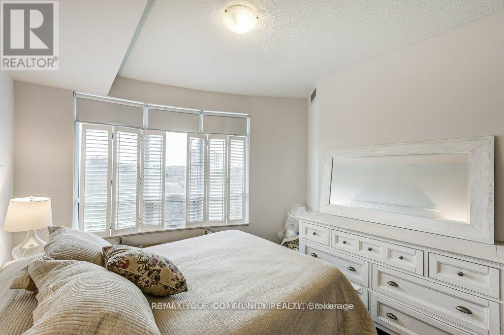 413 - 25 Fontenay Court, Toronto, Ontario  M9A 0C4 - Photo 18 - W12834760