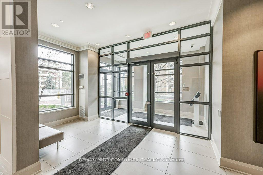 413 - 25 Fontenay Court, Toronto, Ontario  M9A 0C4 - Photo 4 - W12834760