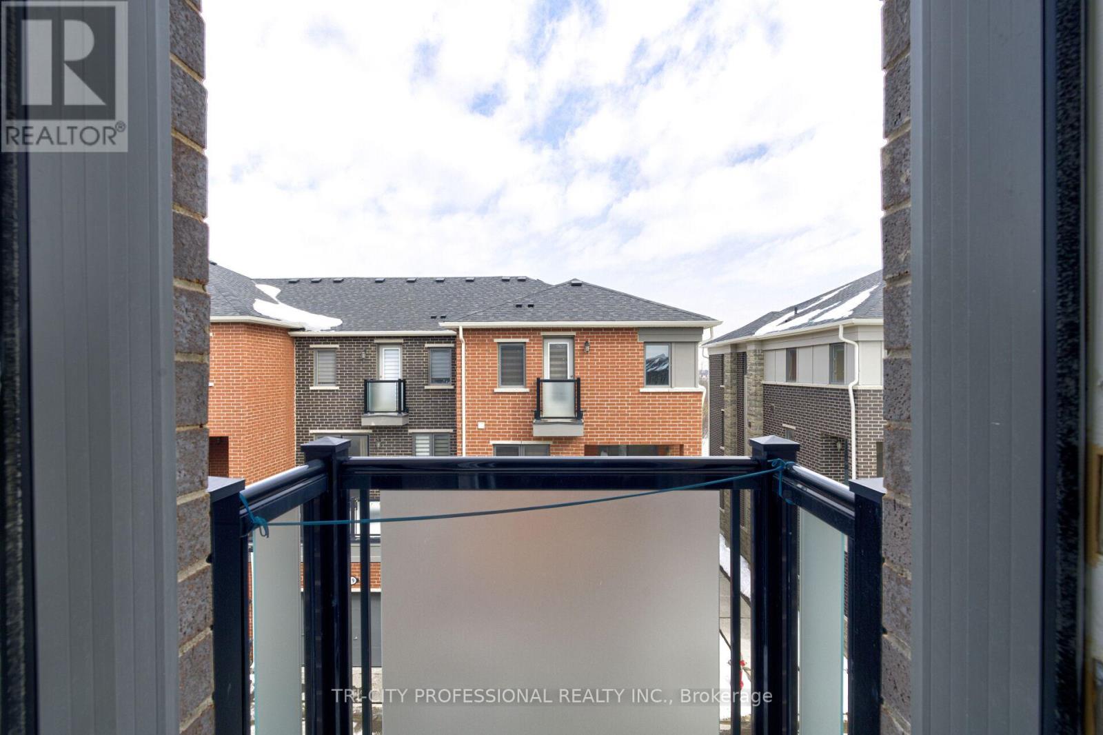 2 Summer Wind Lane, Brampton, Ontario  L7A 0B6 - Photo 33 - W12834802