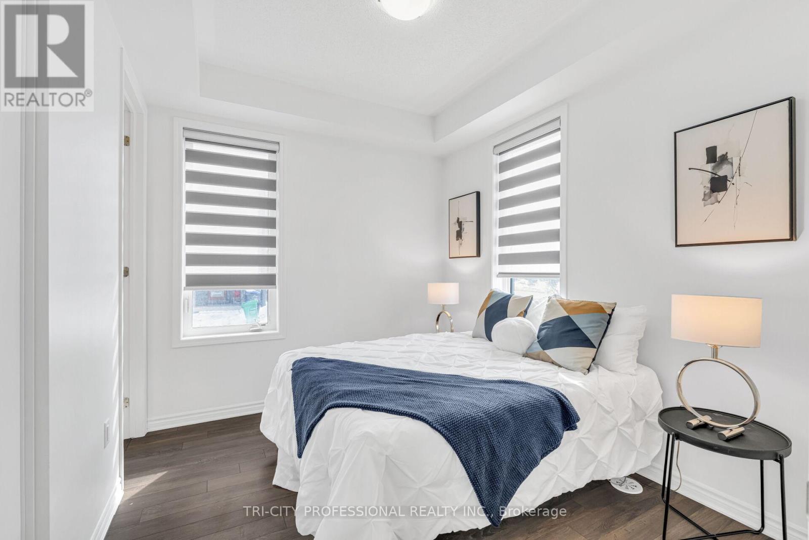 2 Summer Wind Lane, Brampton, Ontario  L7A 0B6 - Photo 9 - W12834802