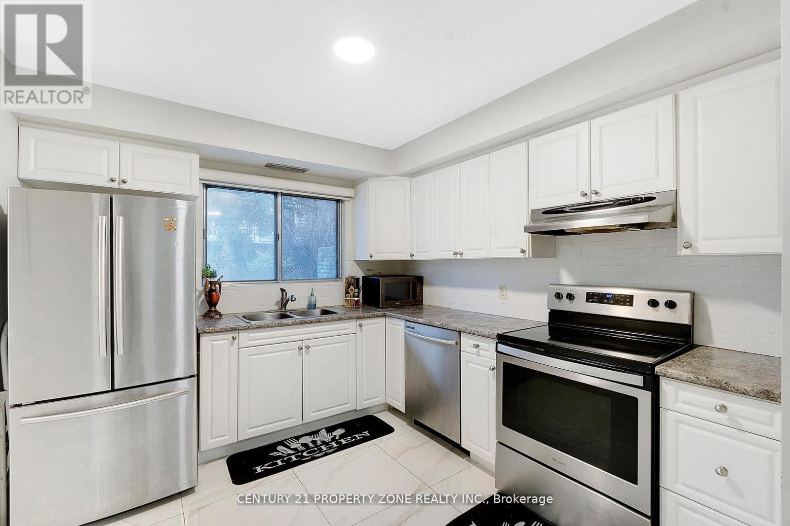 152 - 1250 Mississauga Valley Boulevard, Mississauga, Ontario  L5A 3R6 - Photo 6 - W12834828