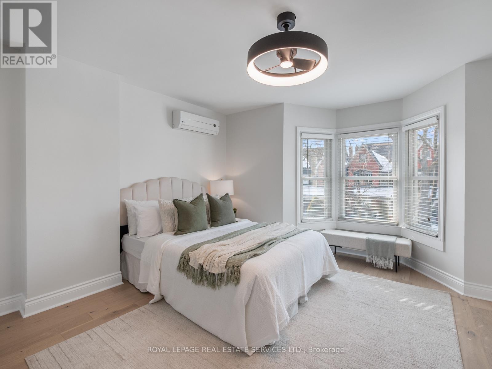 231 Fairview Avenue, Toronto, Ontario  M6P 3A6 - Photo 22 - W12834878