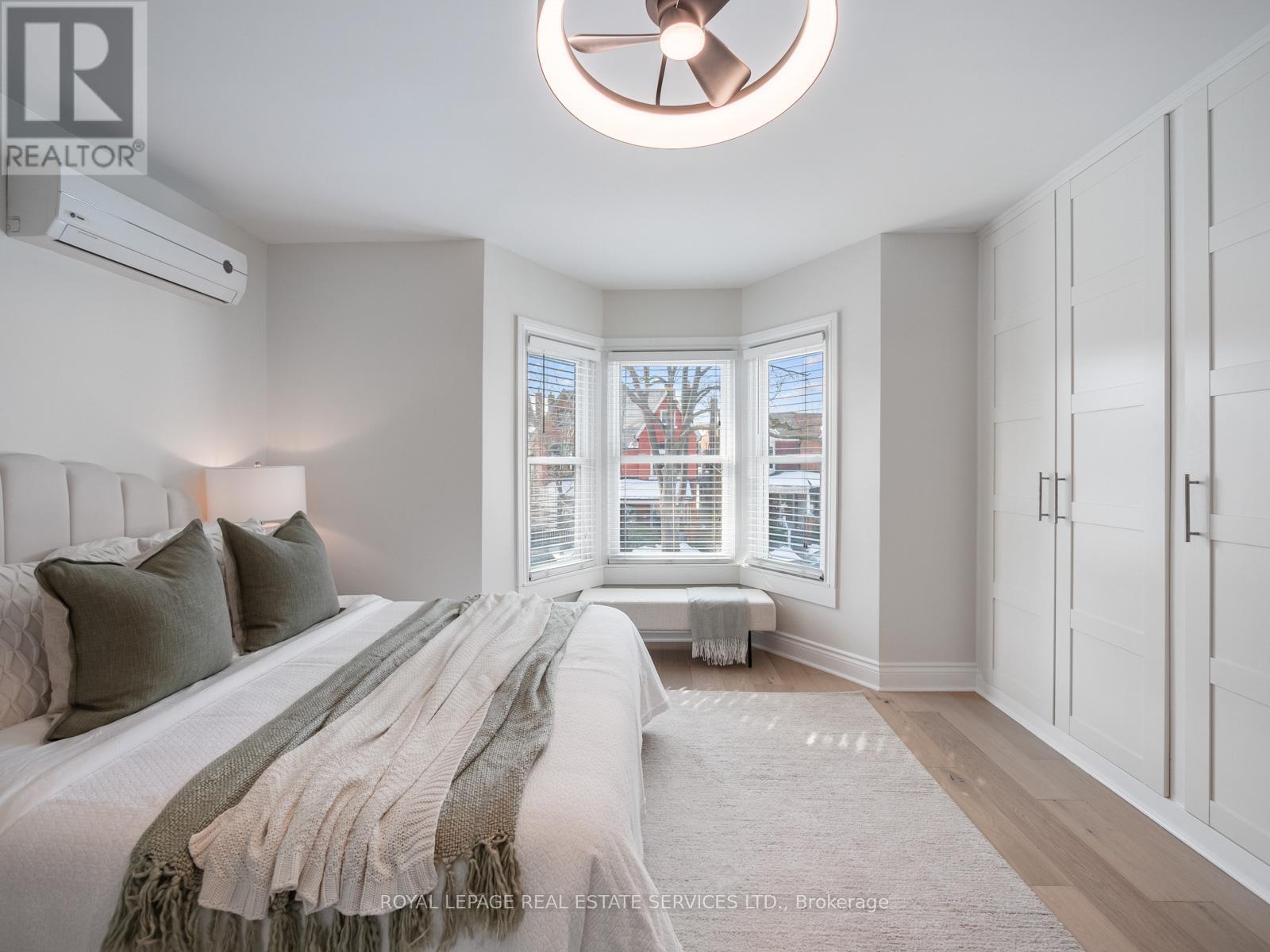 231 Fairview Avenue, Toronto, Ontario  M6P 3A6 - Photo 23 - W12834878