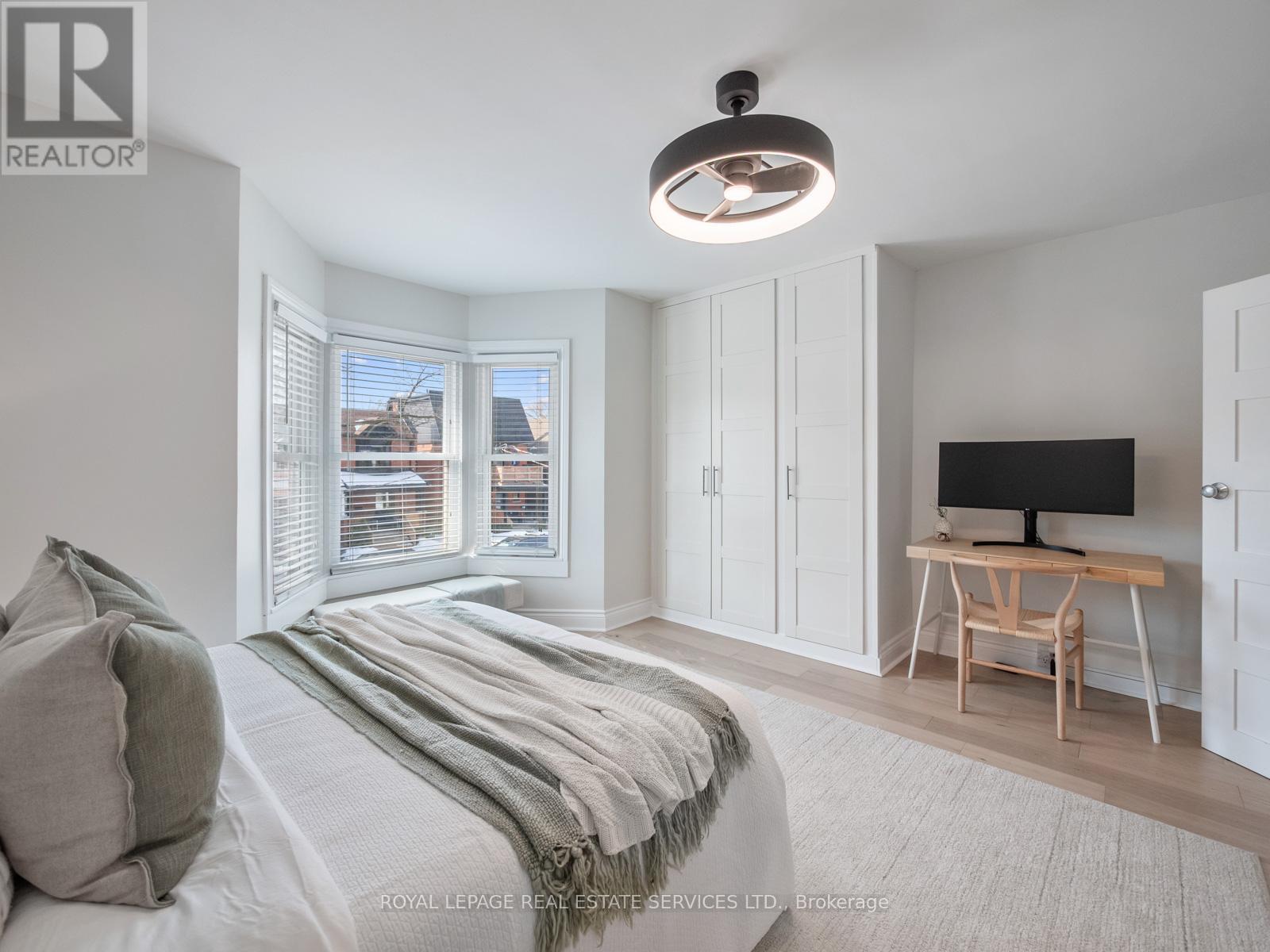 231 Fairview Avenue, Toronto, Ontario  M6P 3A6 - Photo 24 - W12834878