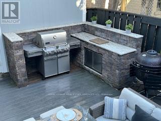 231 Fairview Avenue, Toronto, Ontario  M6P 3A6 - Photo 46 - W12834878