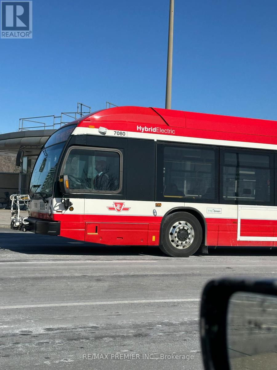 414 - 1060 Sheppard Avenue W, Toronto, Ontario  M3J 0G7 - Photo 17 - W12834882