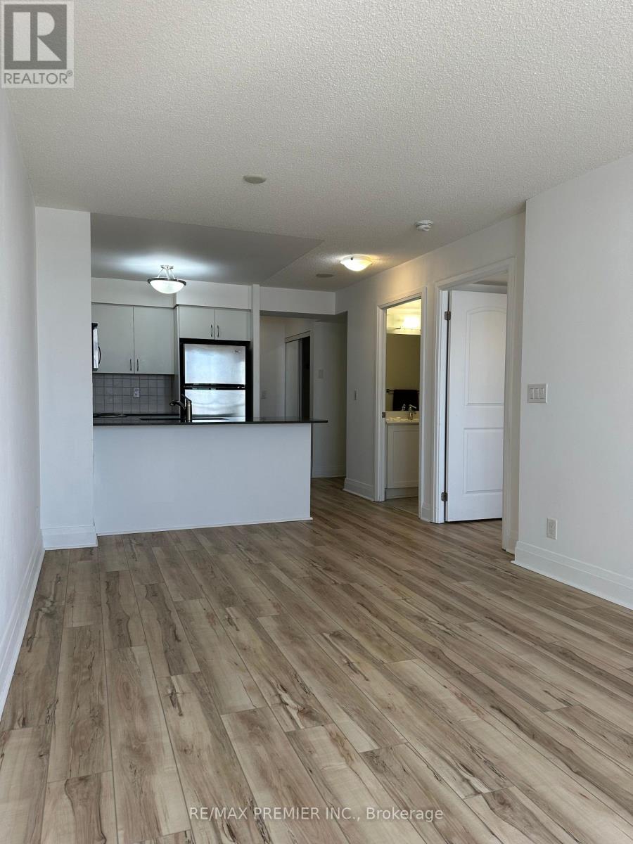 414 - 1060 Sheppard Avenue W, Toronto, Ontario  M3J 0G7 - Photo 4 - W12834882