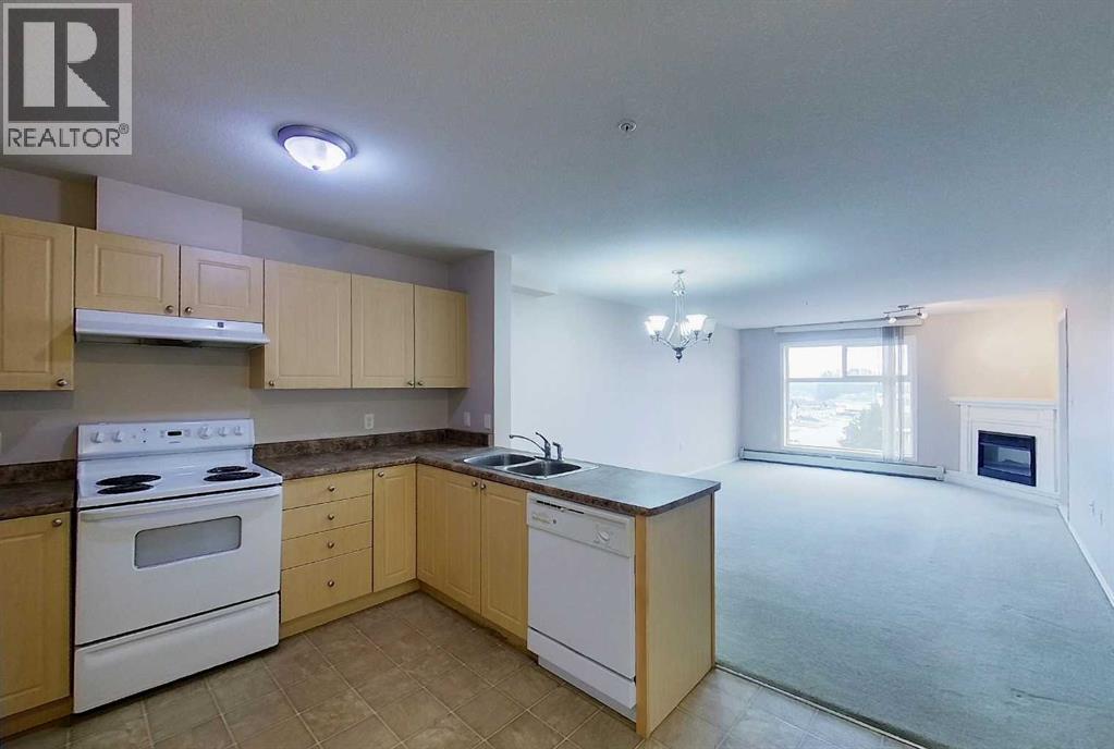 302, 1615 41 Street, Edson, Alberta  T7E 0A7 - Photo 2 - A2197242