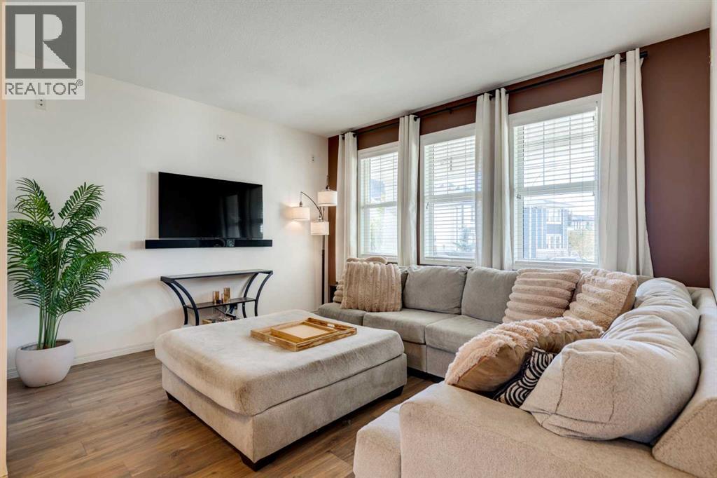 123 Marquis Green Se, Calgary, Alberta  T3M 1X8 - Photo 5 - A2275313