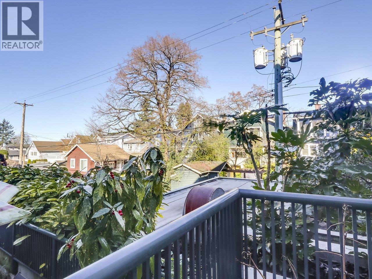 213 1989 Dunbar Street, Vancouver, British Columbia  V6R 4R5 - Photo 9 - R3093523