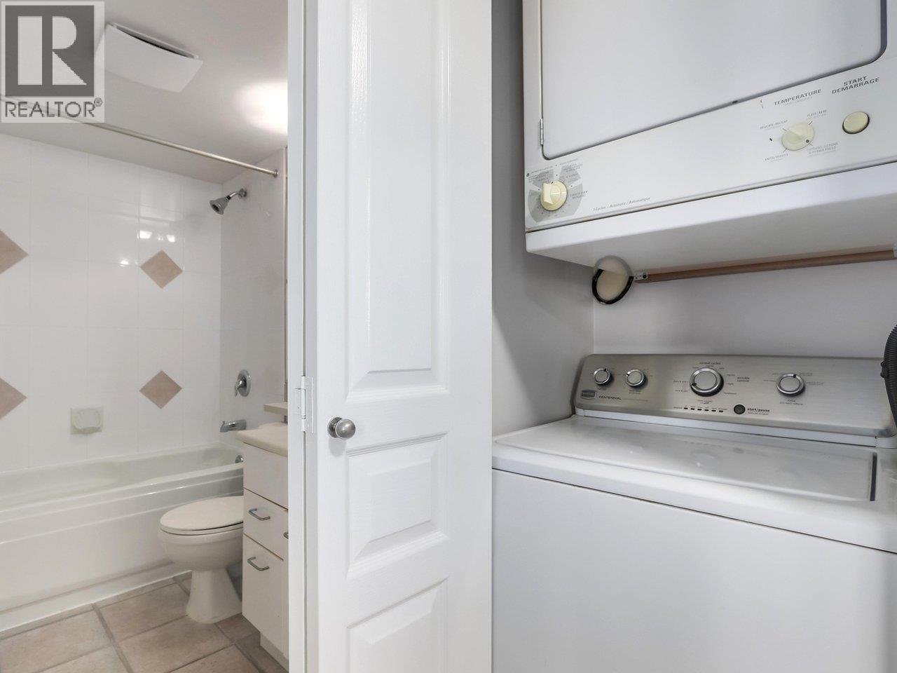 213 1989 Dunbar Street, Vancouver, British Columbia  V6R 4R5 - Photo 25 - R3093523