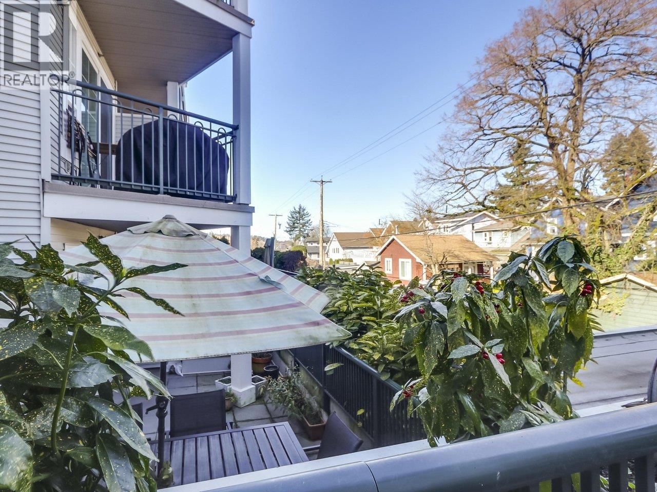 213 1989 Dunbar Street, Vancouver, British Columbia  V6R 4R5 - Photo 8 - R3093523