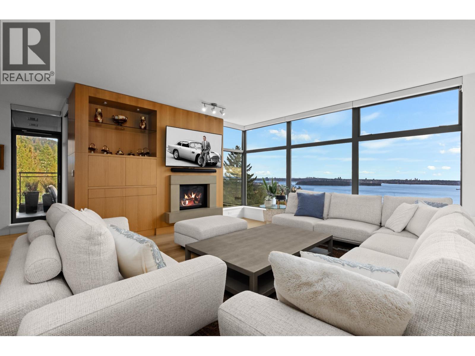 1001 3315 Cypress Place, West Vancouver, British Columbia  V7S 3J7 - Photo 4 - R3093586