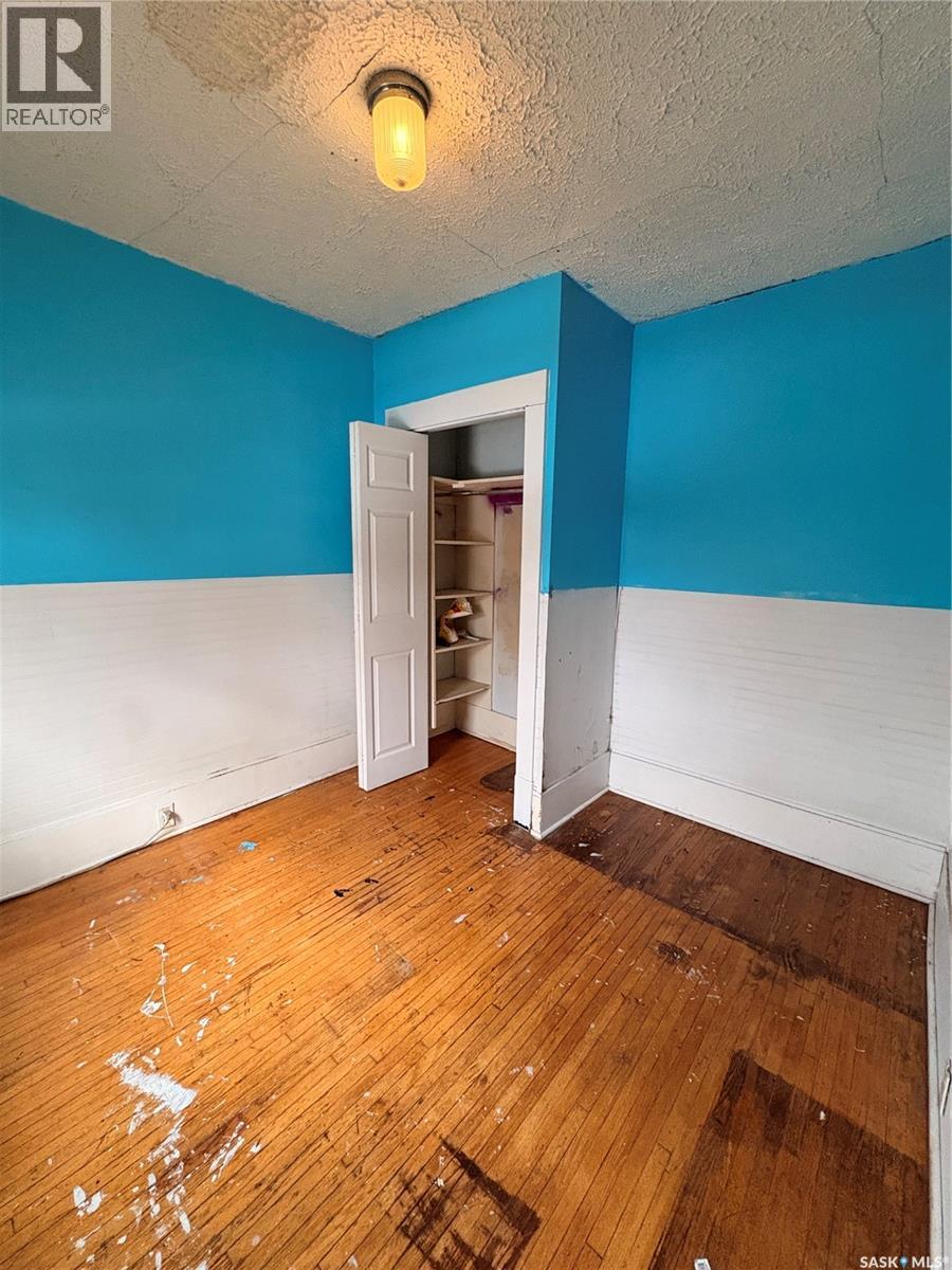 1102 Grafton Avenue, Moose Jaw, Saskatchewan  S6H 3S5 - Photo 15 - SK029493